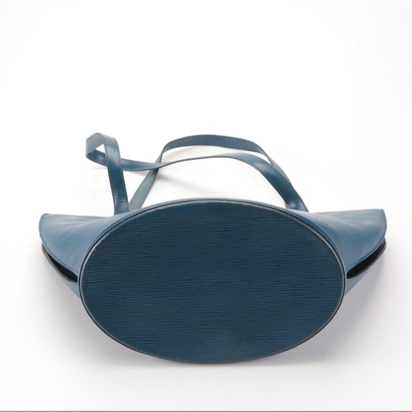 Authenticated vintage LOUIS VUITTON
Saint Jacques GM in Toledo Blue - Picture 7 of 11